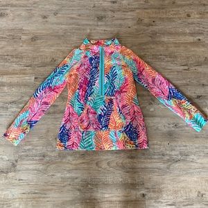 LILLY PULITZER PULLOVER!! 💕